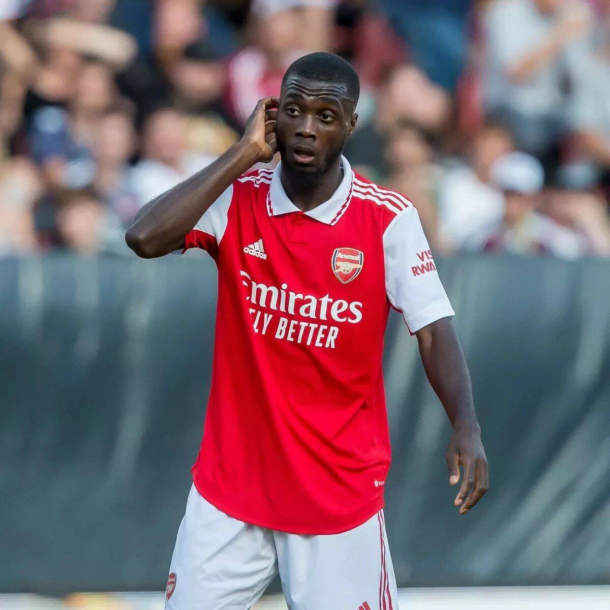 九游体育下载-今晨突围战来临，曼联围绕法甲完成体检，引发热议，纪律约束更严格